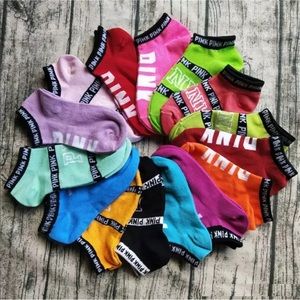 8 pairs of Victoria secret PINK socks myst…